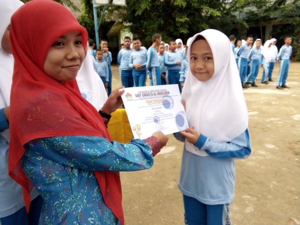 Penerimaan Rapor Sem Genap 2015-2016_04