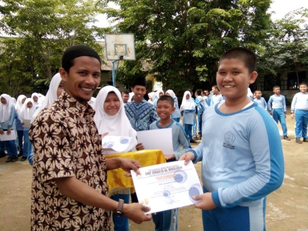 Penerimaan Rapor Sem Genap 2015-2016_12