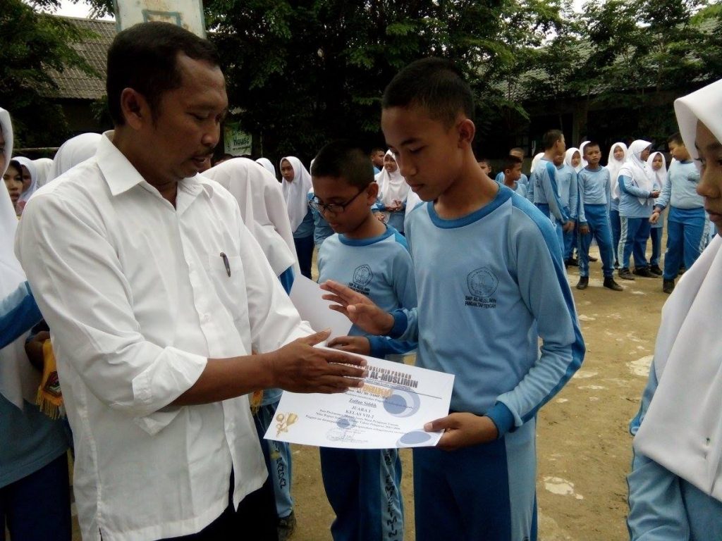 Penerimaan Rapor Sem Genap 2015-2016_17